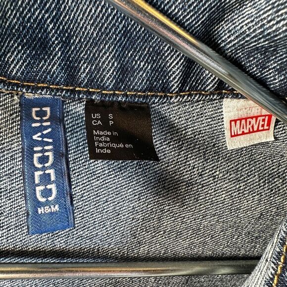 MARVEL®  |  DENIM & DENIM  |  TRUCKER JACKET  |  LARGE LOGO  |  6-POCKETS  | - Picture 7 of 16